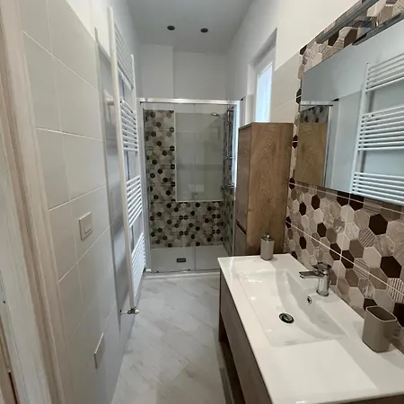 B&B La Dimora Del Casaro 카스트로빌라리